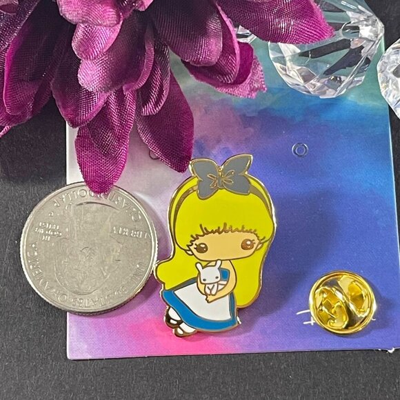 Alice Wonderland Lapel Pin Rabbit Brooch Enamel Badge Pin Accessories Jewelry - Picture 2 of 5